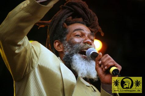 Don Carlos (Jam) and The Dub Vision Band 14. Chiemsee Reggae Festival - Übersee - Main Stage 23. August 2008 (16).JPG